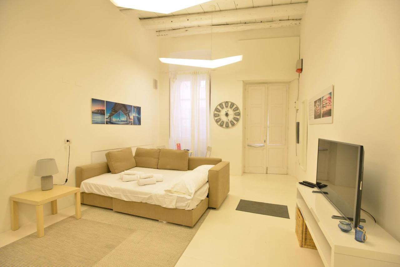 Izzhome Loft 84 กาญารี ภายนอก รูปภาพ